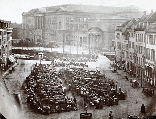 København, Højbroplads 1884, Christiansborg uden tårn