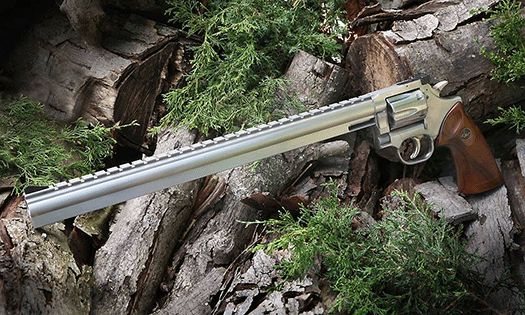 15 tommer EWK Arms RH specialbygget Dan Wesson revolver model 715